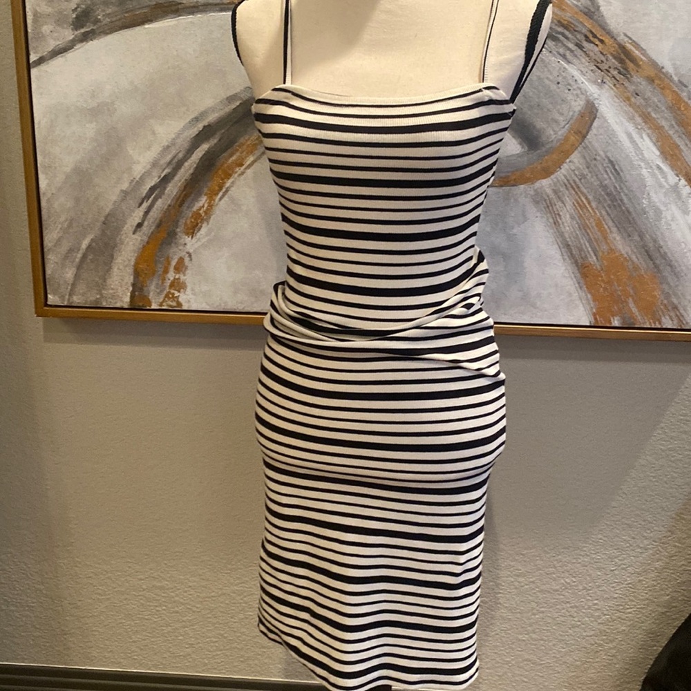 Billabong sundress size medium, fits more like a small